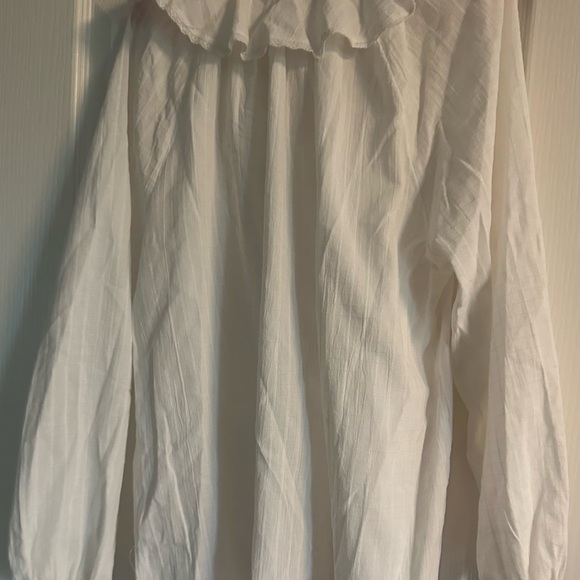 Chaps White Ruffled Blouse - Picture 2 of 4